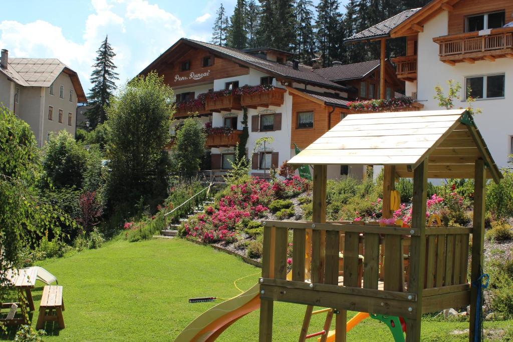 Runcac Hotell Badia  Exteriör bild