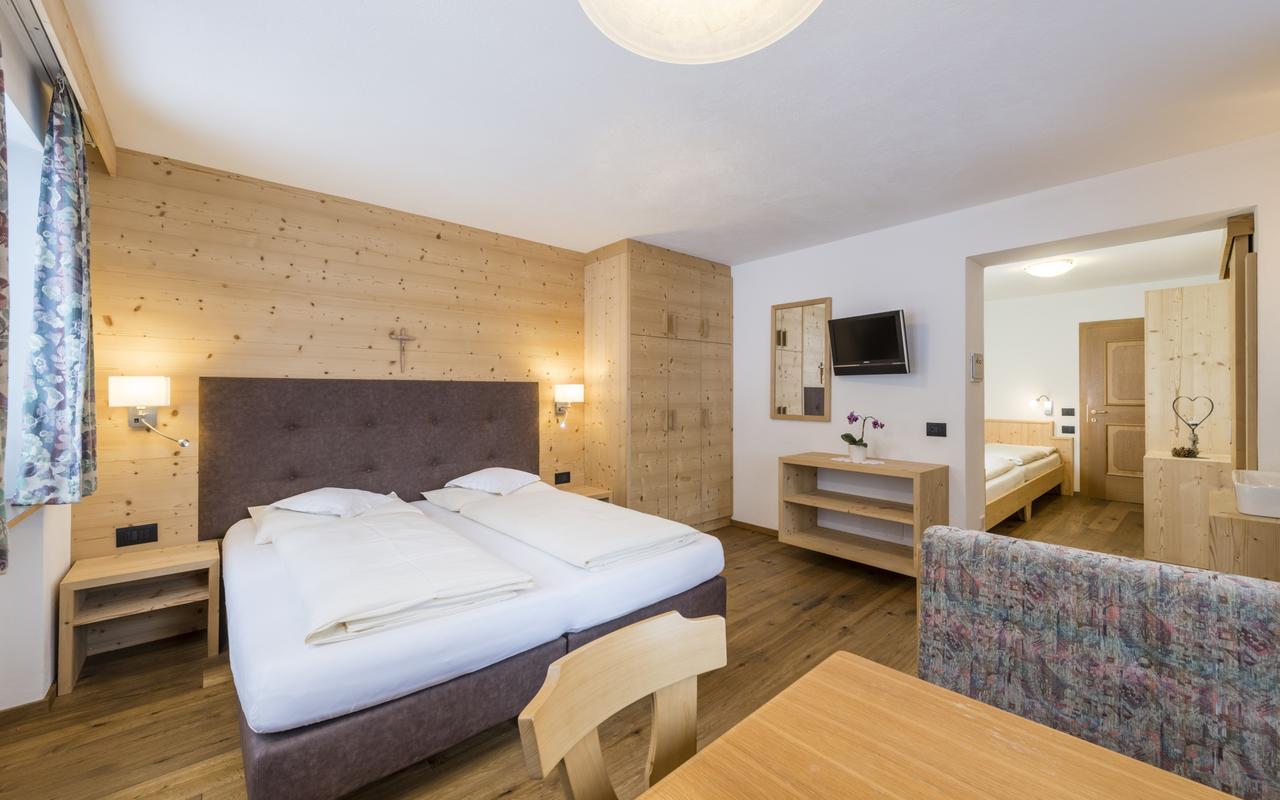Runcac Hotell Badia  Exteriör bild