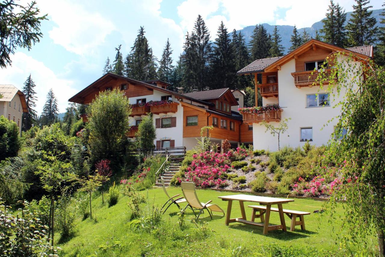 Runcac Hotell Badia  Exteriör bild
