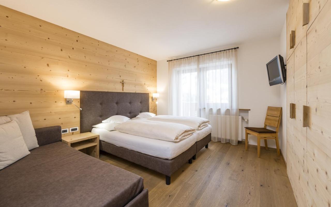 Runcac Hotell Badia  Exteriör bild