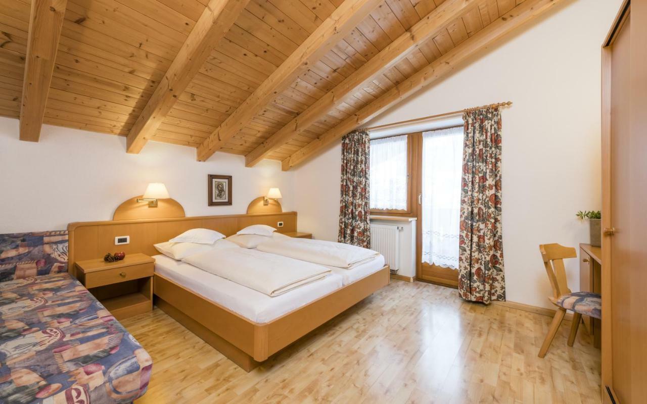 Runcac Hotell Badia  Exteriör bild